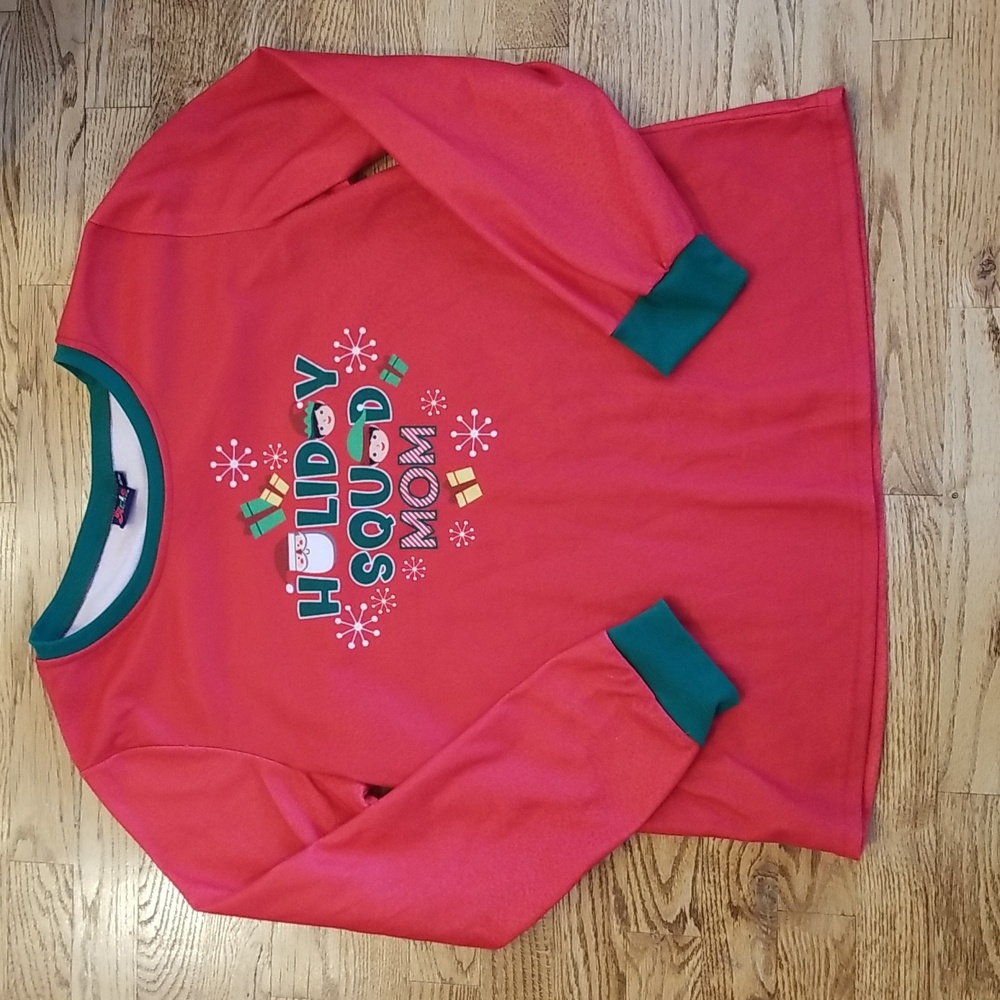 (XL) Arie by Ariella Holiday Squad Mom PJ Top Cozy Loungewear Festive Elf Group
